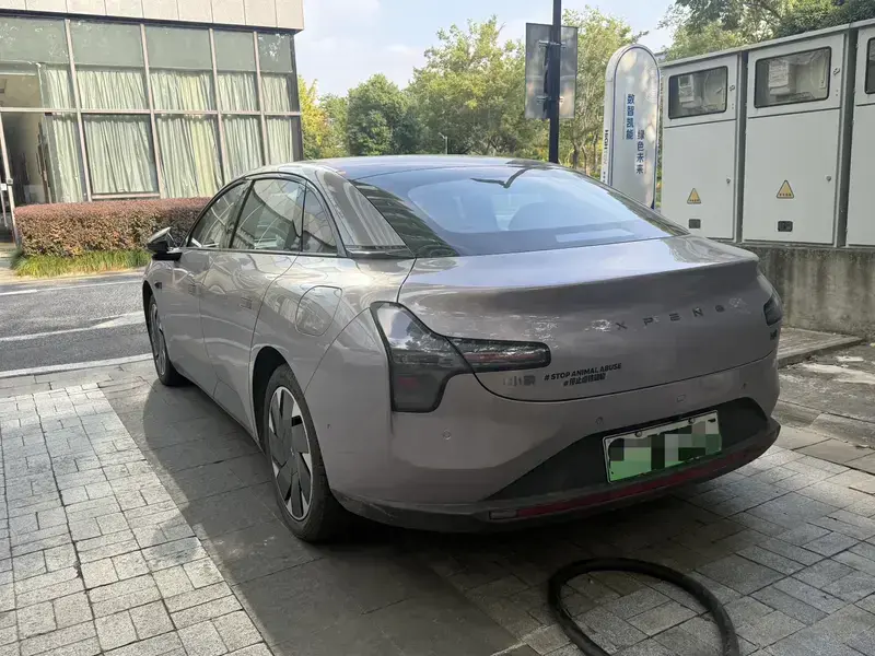 2025 Xpeng Mona M03 с пробегом 25 000 км