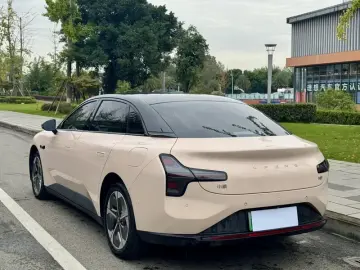 2024 Xpeng Mona M03 с пробегом 17 000 км