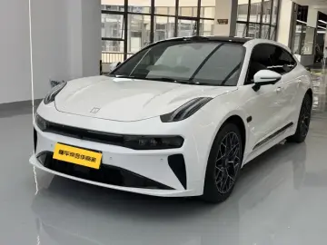 2025 Zeekr 001 с пробегом 47 000 км