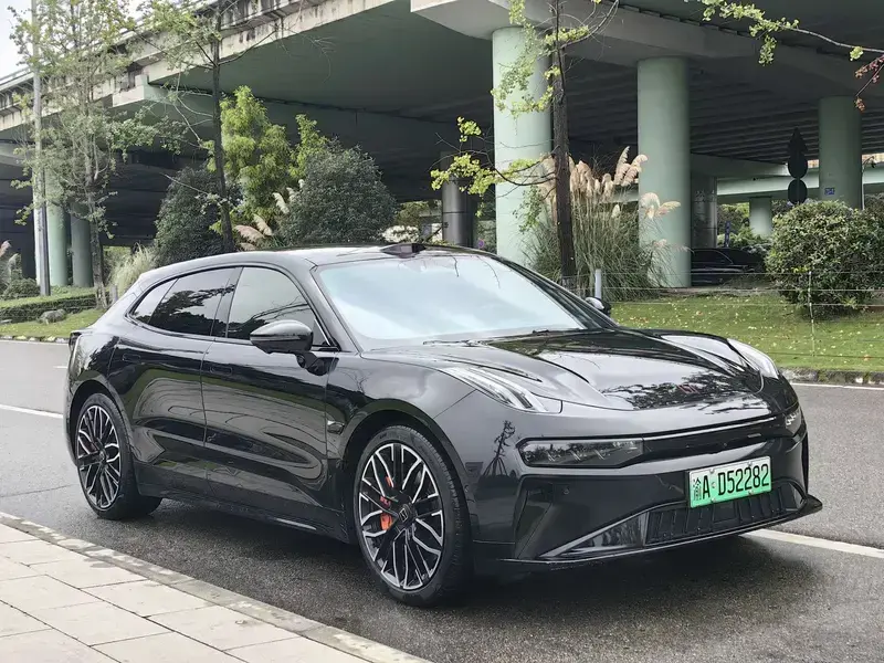 2024 Zeekr 001 с пробегом 94 000 км