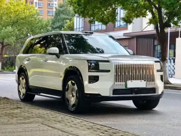 2025 Zeekr 9X с пробегом 10 000 км