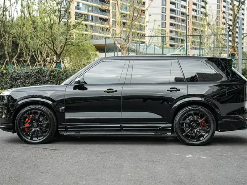 2025 Zeekr 9X с пробегом 22 000 км