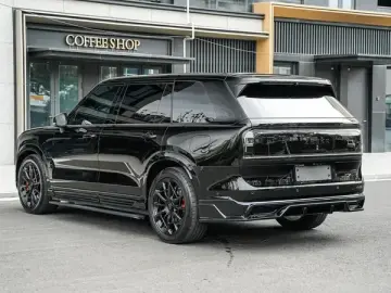 2025 Zeekr 9X с пробегом 22 000 км