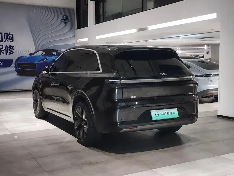 2024 Li Auto (Lixiang) L6 с пробегом 26 200 км