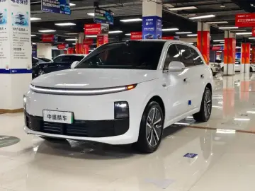 Li Auto (Lixiang) L6