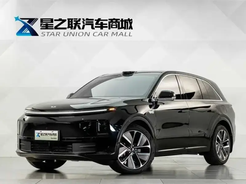 2024 Li Auto (Lixiang) L6 с пробегом 29 700 км