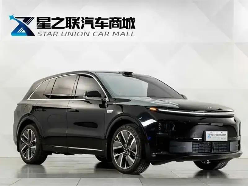 2024 Li Auto (Lixiang) L6 с пробегом 29 700 км