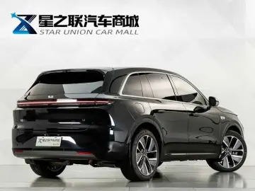 2024 Li Auto (Lixiang) L6 с пробегом 29 700 км