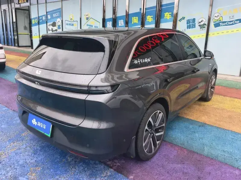 2024 Li Auto (Lixiang) L6 с пробегом 78 000 км