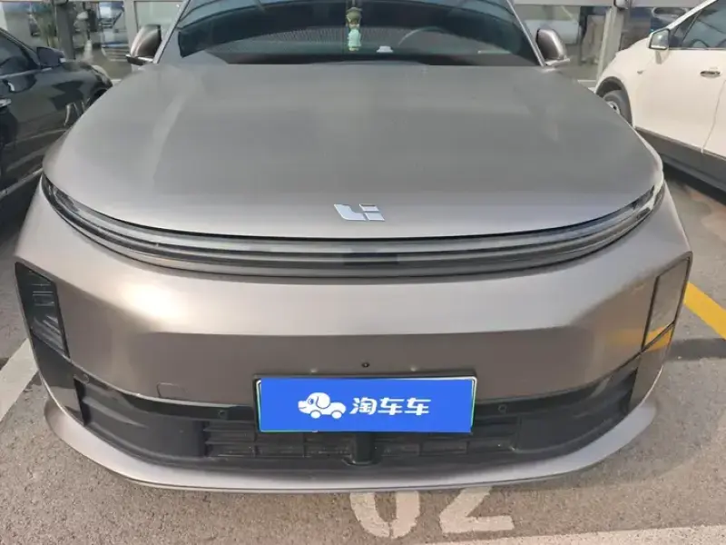 2024 Li Auto (Lixiang) L6 с пробегом 65 000 км