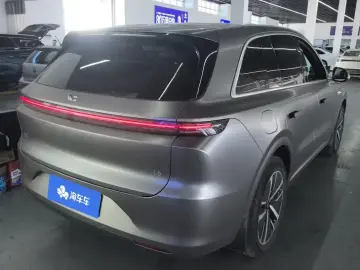 2024 Li Auto (Lixiang) L6 с пробегом 65 000 км