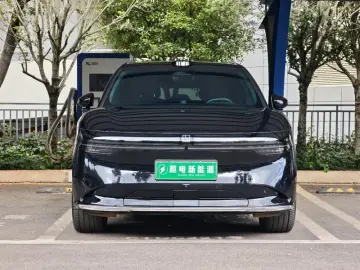 2025 Zeekr 7X с пробегом 56 000 км