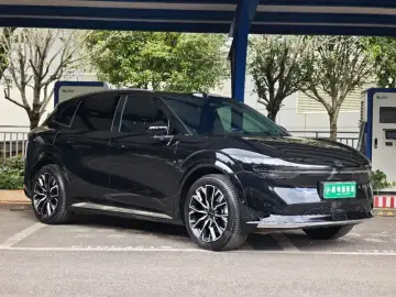 2025 Zeekr 7X с пробегом 56 000 км
