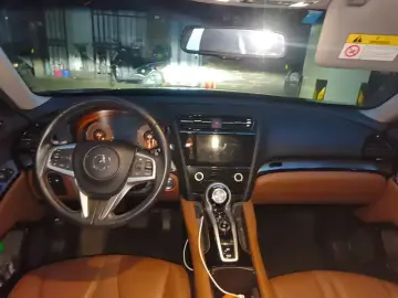 2018 Acura CDX с пробегом 103 200 км