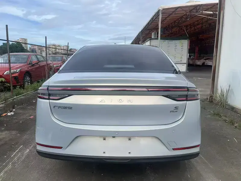 2022 Aion S с пробегом 150 000 км