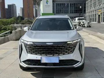 2023 Geely Boyue L с пробегом 60 000 км