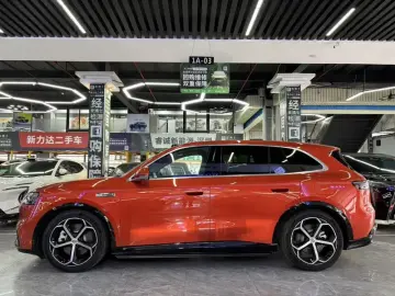 2026 Aito M6 с пробегом 3 000 км