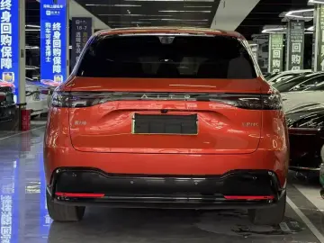 2026 Aito M6 с пробегом 3 000 км