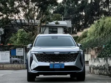 2024 Geely Boyue L с пробегом 7 700 км