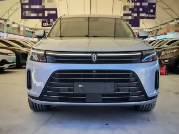 2024 Aito M7 с пробегом 100 000 км