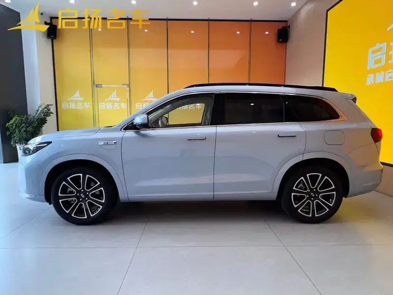 2024 Aito M7 с пробегом 40 000 км