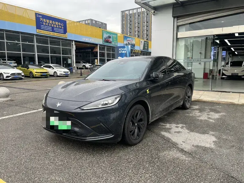 2023 Arcfox Alpha S с пробегом 44 500 км