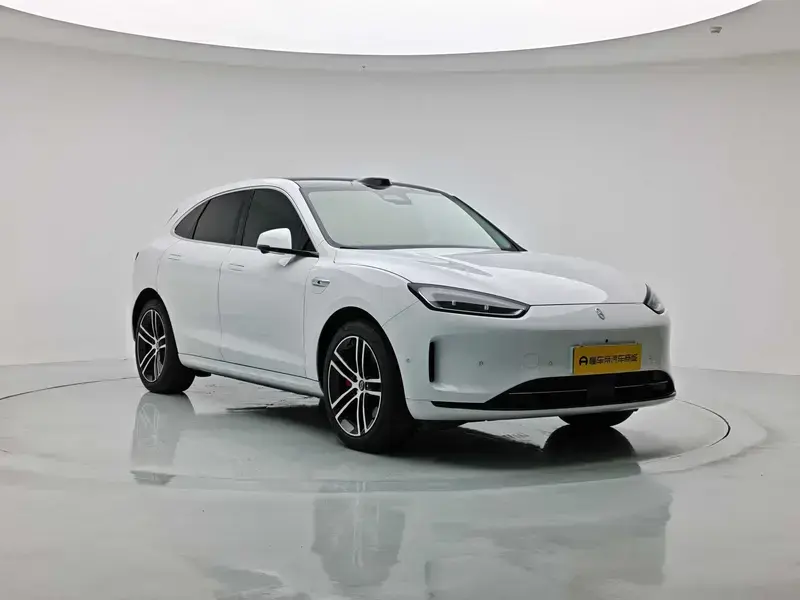 2024 Aito M5 с пробегом 22 400 км