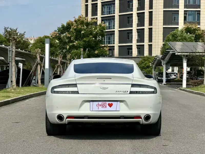 2014 Aston Martin Rapide с пробегом 47 000 км