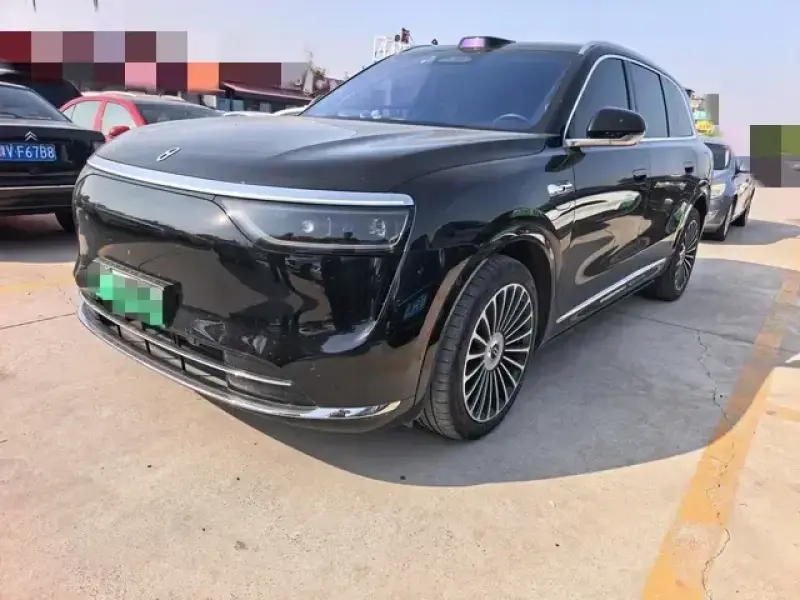 2025 Aito M8 с пробегом 41 800 км