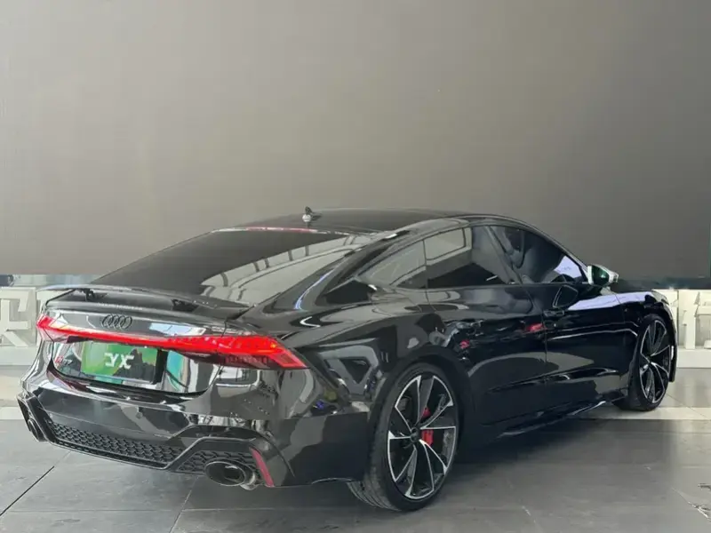 2019 Audi A7 с пробегом 94 000 км