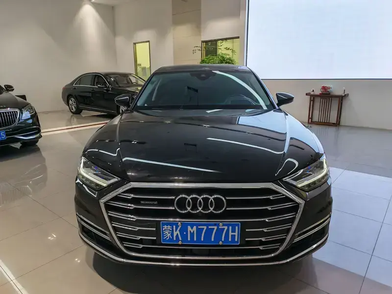 2022 Audi A8 с пробегом 87 000 км