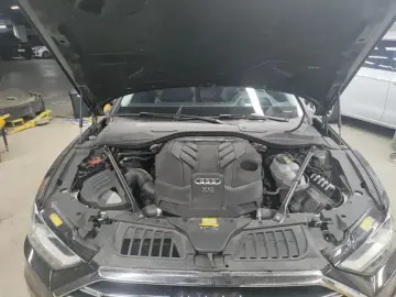 2022 Audi A8 с пробегом 87 000 км