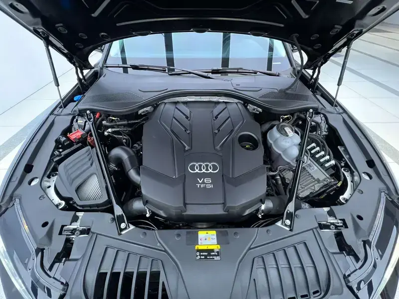 2021 Audi A8 с пробегом 80 500 км