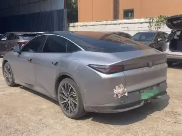 2024 Arcfox Alpha S5 с пробегом 15 000 км