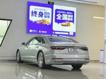 2024 Audi A8 с пробегом 70 000 км