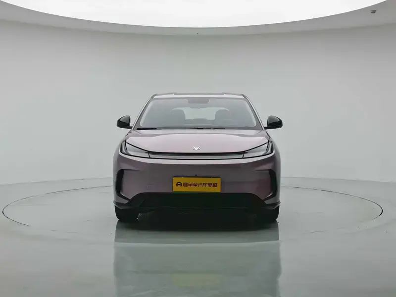 2025 Arcfox T1 с пробегом 11 100 км