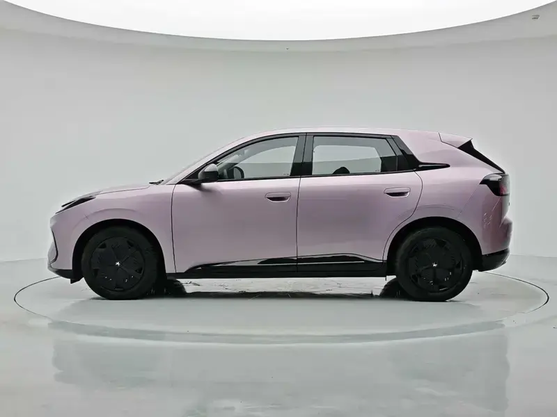 2025 Arcfox T1 с пробегом 11 100 км
