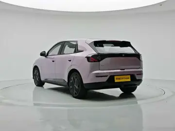 2025 Arcfox T1 с пробегом 11 100 км