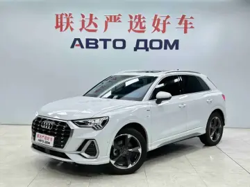 2023 Audi Q3 с пробегом 12 500 км