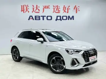 2023 Audi Q3 с пробегом 12 500 км