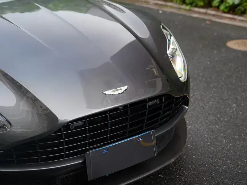 2019 Aston Martin DB11 с пробегом 68 000 км