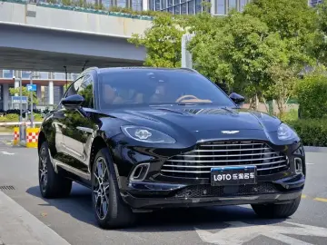 2020 Aston Martin DBX с пробегом 29 000 км