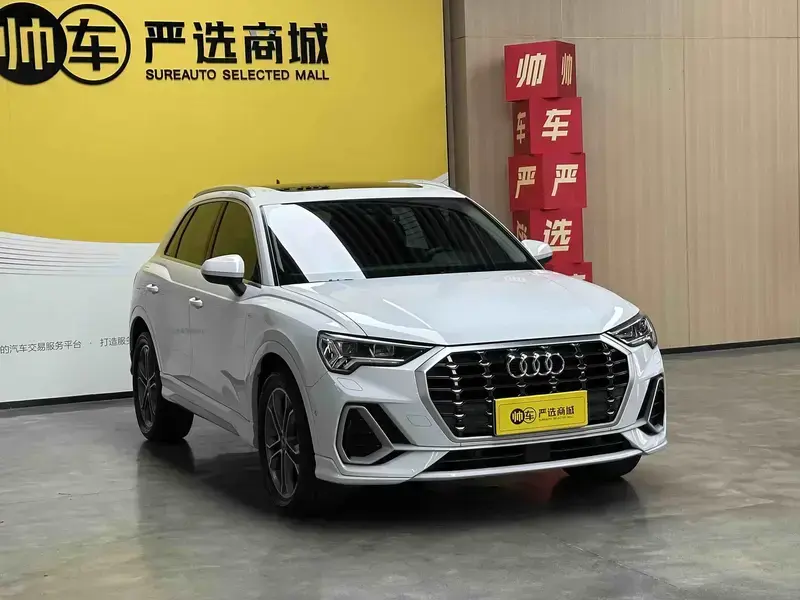 2023 Audi Q3 с пробегом 35 000 км