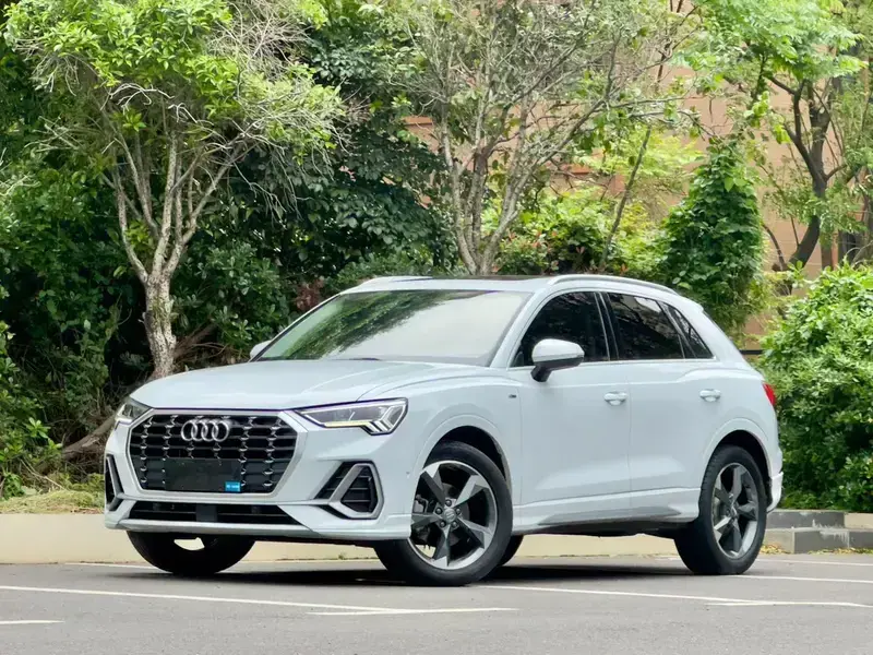 2020 Audi Q3 с пробегом 41 000 км