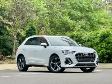 2020 Audi Q3 с пробегом 41 000 км