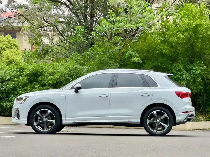 2020 Audi Q3 с пробегом 41 000 км