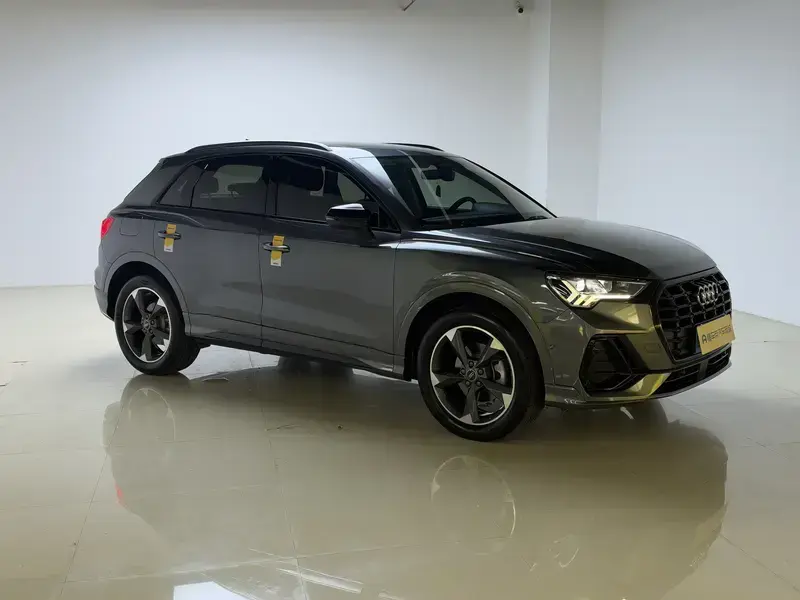 2021 Audi Q3 с пробегом 21 500 км