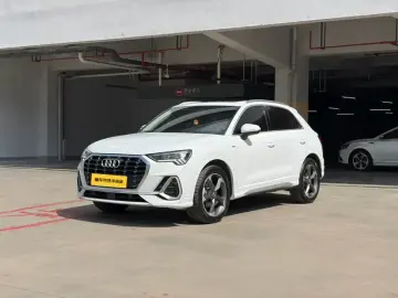 2020 Audi Q3 с пробегом 50 000 км