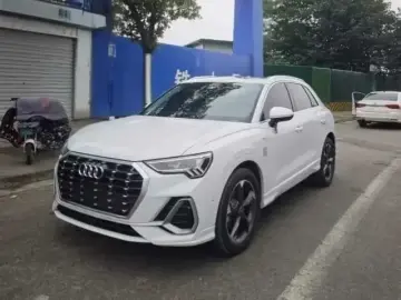 2022 Audi Q3 с пробегом 35 000 км