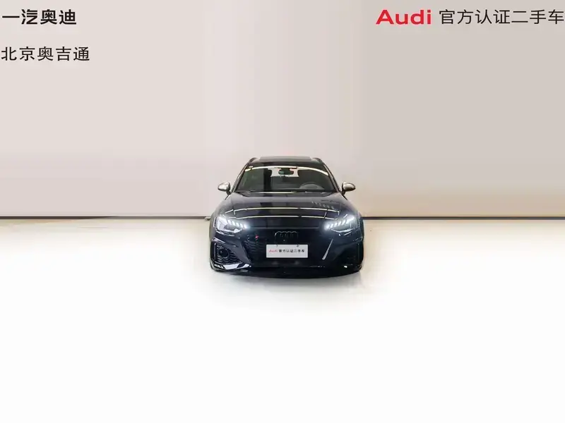 2023 Audi RS 4 с пробегом 37 000 км